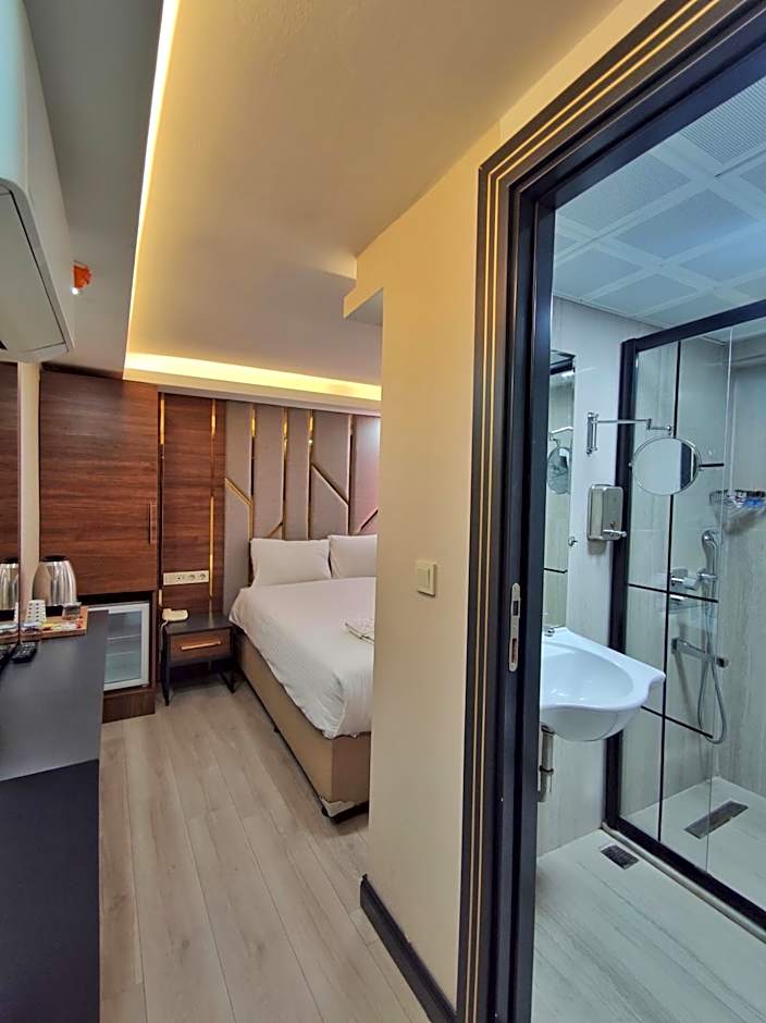 The Golden Pera's Hotel & Spa