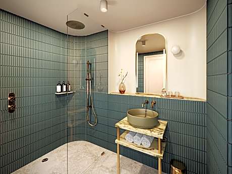 1 King Premium With Outdoor Area Bathtub