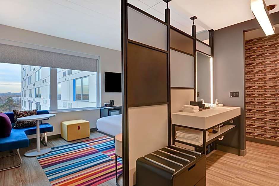 Aloft Secaucus Meadowlands