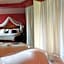 Madelia Hotel & Suites