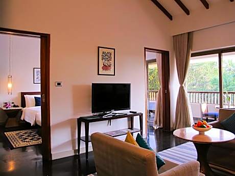 One-Bedroom-Diwa Club Suite with Balcony and Pool View - Complimentary Majorda Beach shuttle service