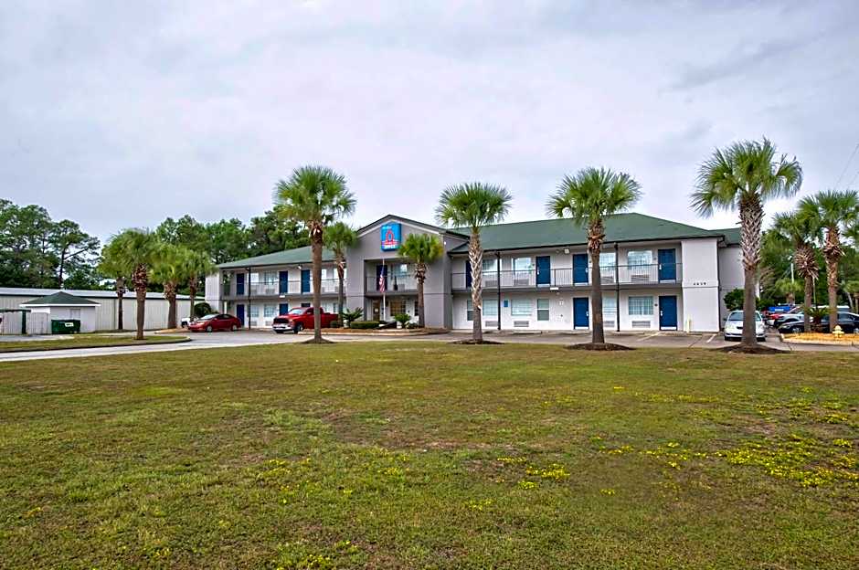 Studio 6-Pascagoula, MS