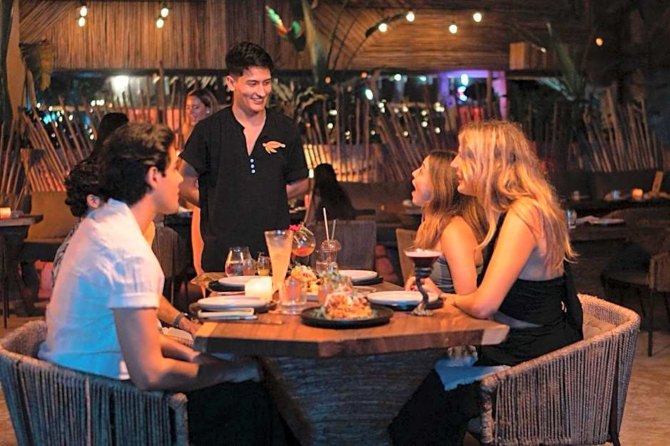 Cervecería Tulum Boutique Hotel & Beer Spa - All Inclusive