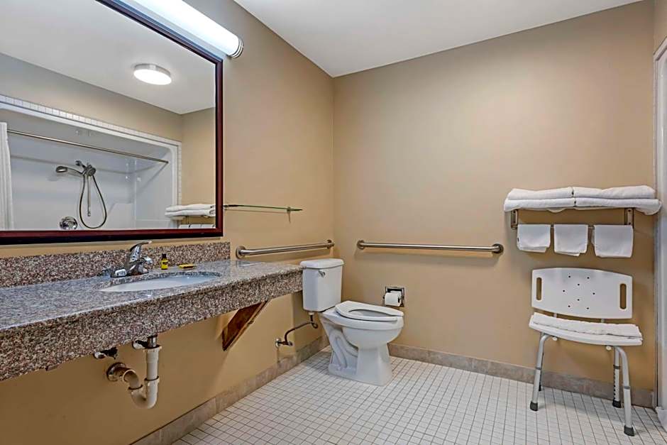 Best Western Plus Burleson Inn & Suites