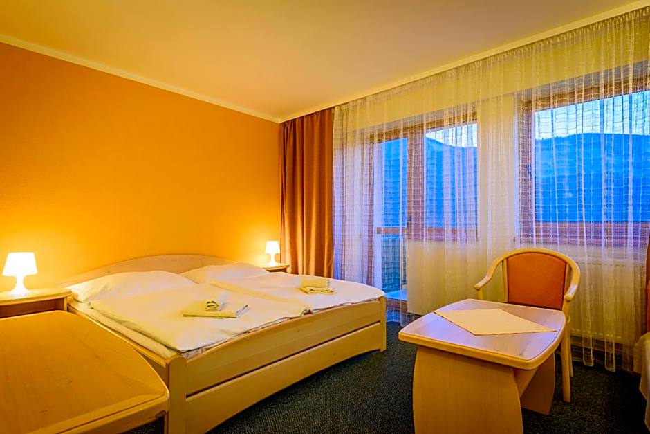 Hotel Boboty
