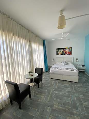 Double Room with Balcony and Sea View