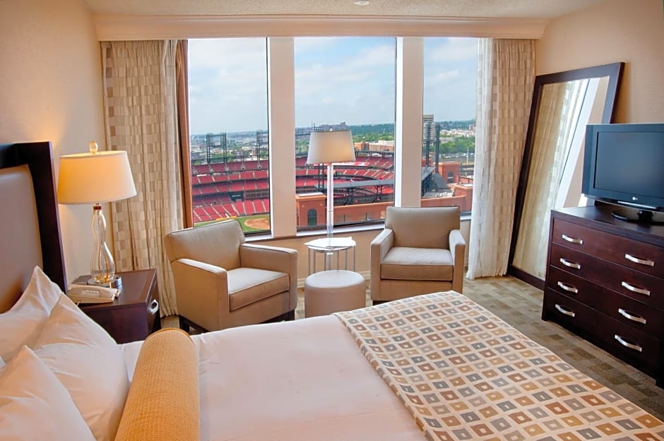 Hilton St. Louis at the Ballpark