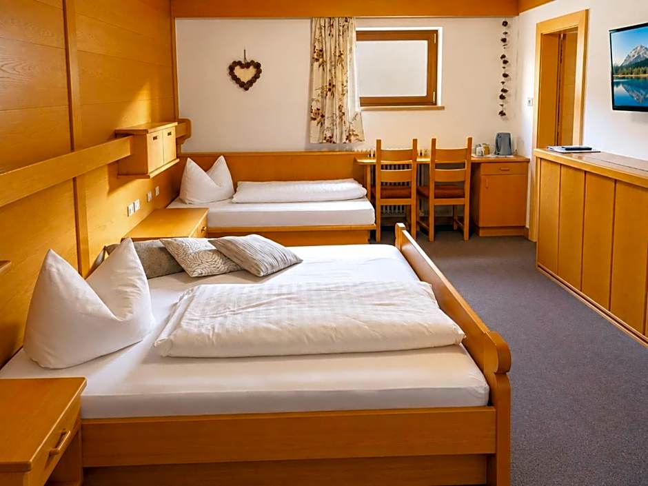 Hotel St Valentin Rooms & Appartements