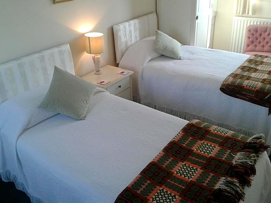 Groeslon Ty Mawr B & B