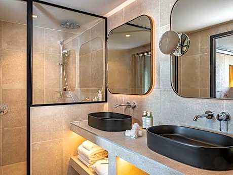 Junior Suite with King Bed and Sofa Bed