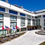 Hampton Inn & Suites by Hilton Los Cabos