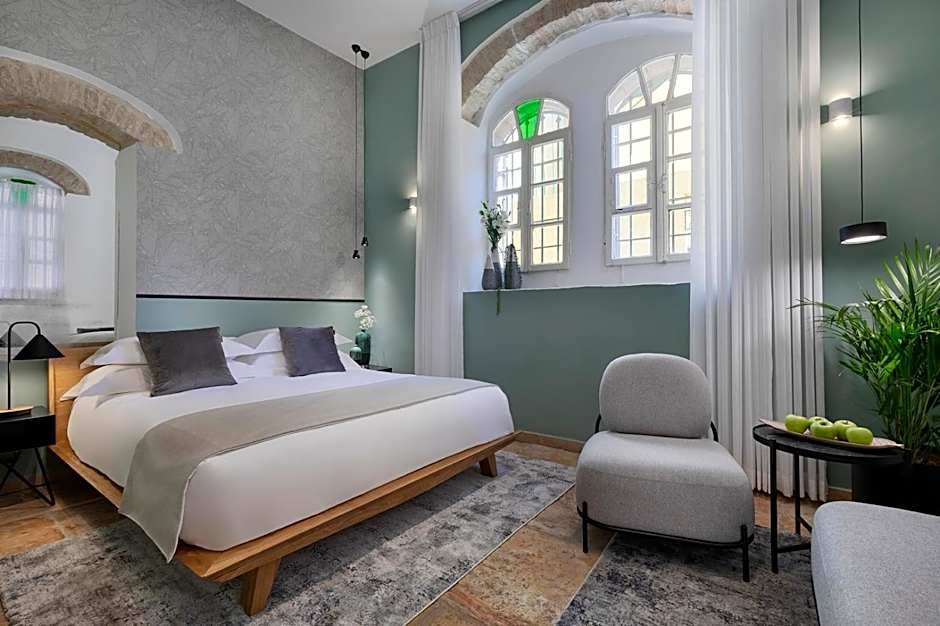 Villa Albi - Machne Yehuda Hotel