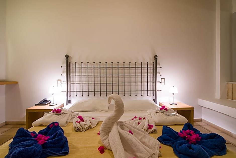 Antinea Suites Hotel & Spa