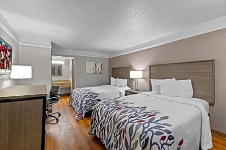 Two Room Suite with Two Double Beds with Kitchenette Non-Smoking