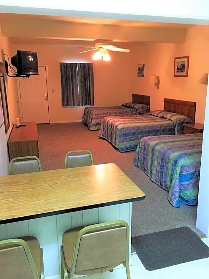 Hunters Lodge Motel