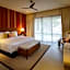 Cinnamon Bentota Beach