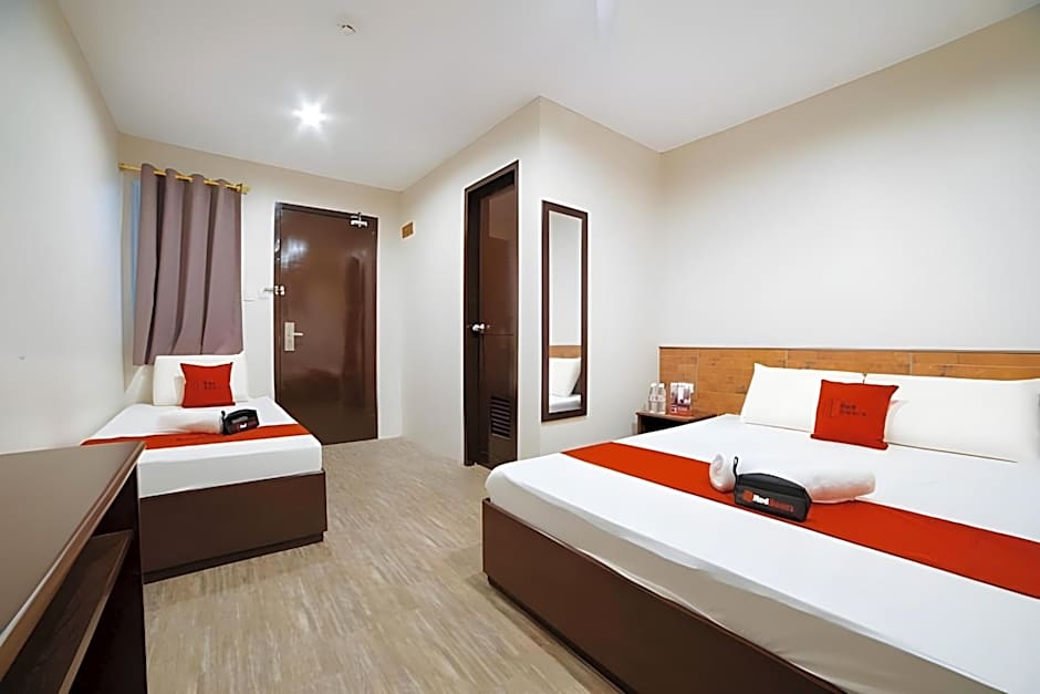 RedDoorz near Robinsons Cybergate Davao