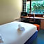 The Crossway Hotel, Coventry Walsgrave, Part of AG Collection