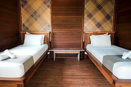 Standard Twin Room with Garden View