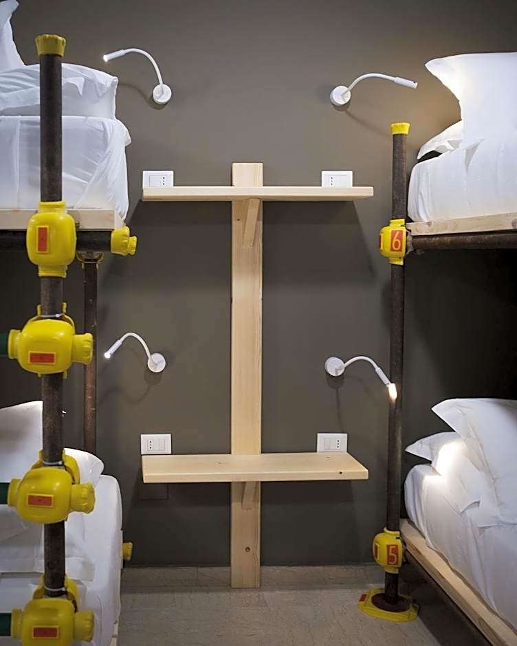 Hostelò - Luxury Hostel