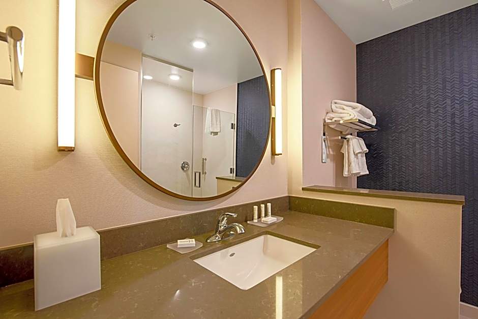 Fairfield Inn & Suites by Marriott Duluth Waterfront