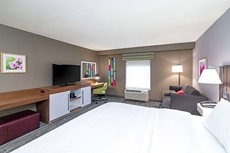 King Room W/ Sofa Bed And Fridge Non Smoking