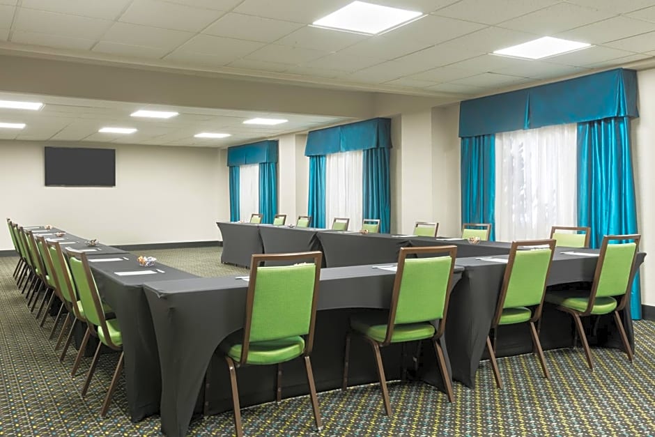 Hampton Inn Atlanta Perimeter Center