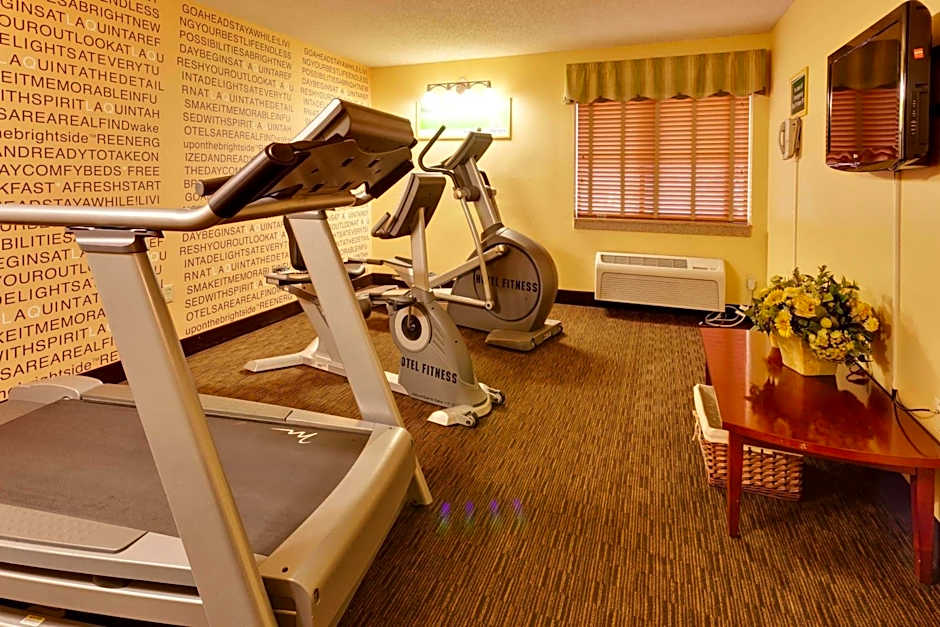 La Quinta Inn & Suites by Wyndham Plattsburgh