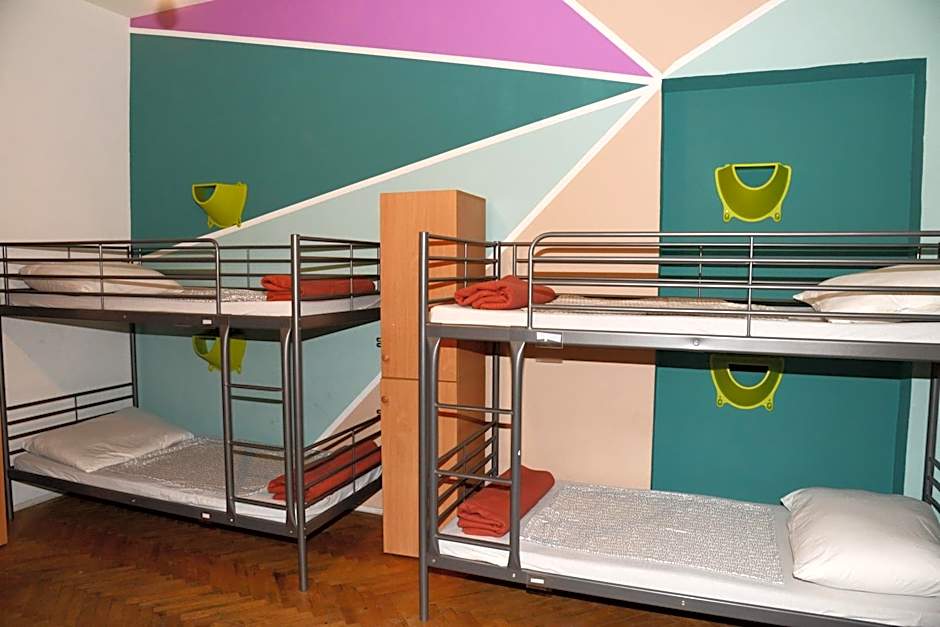 Budapest Party Hostel at Udvarom