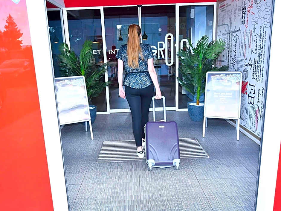 Ibis Sofia Airport