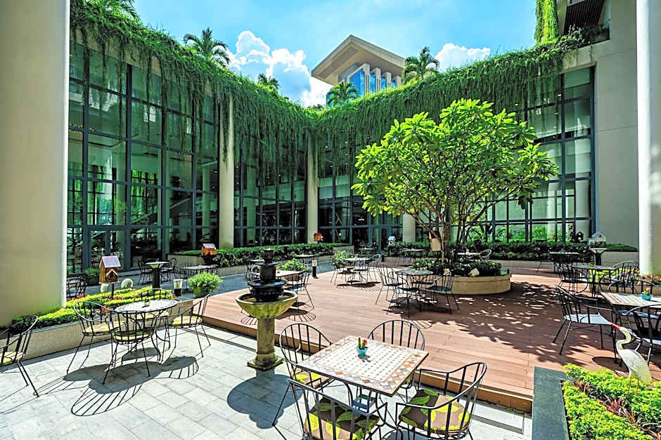 Becamex Hotel New City