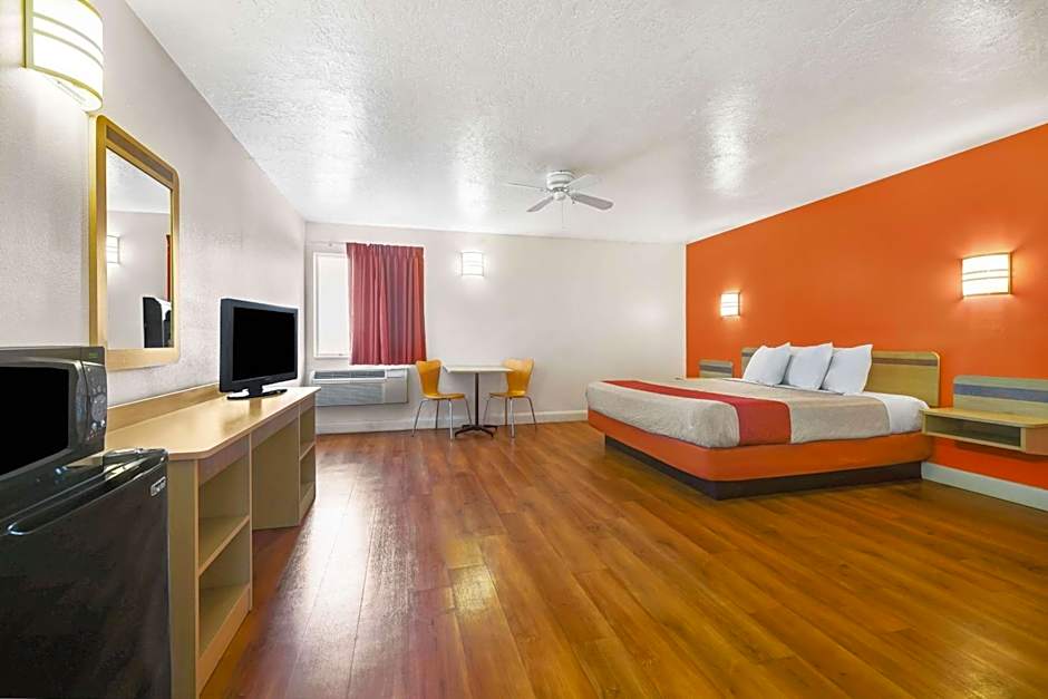 Motel 6-Beaver, UT