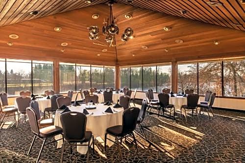 Valley River Inn Eugene/Springfield