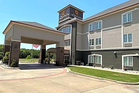 La Quinta Inn & Suites by Wyndham Sulphur Springs