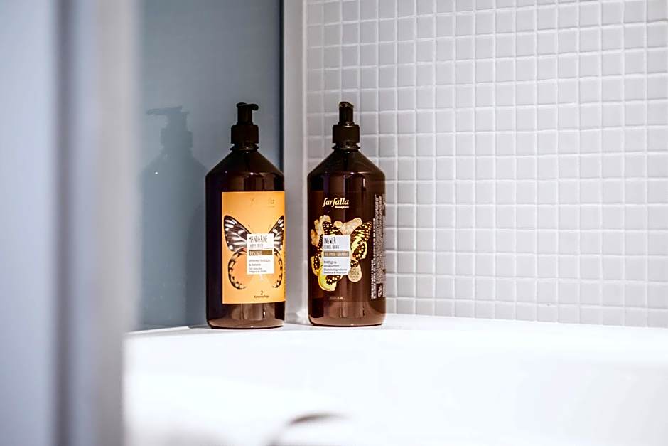 Alma Hotel - Boutique hideaway by the lake with rooftop and ladies-only wellness