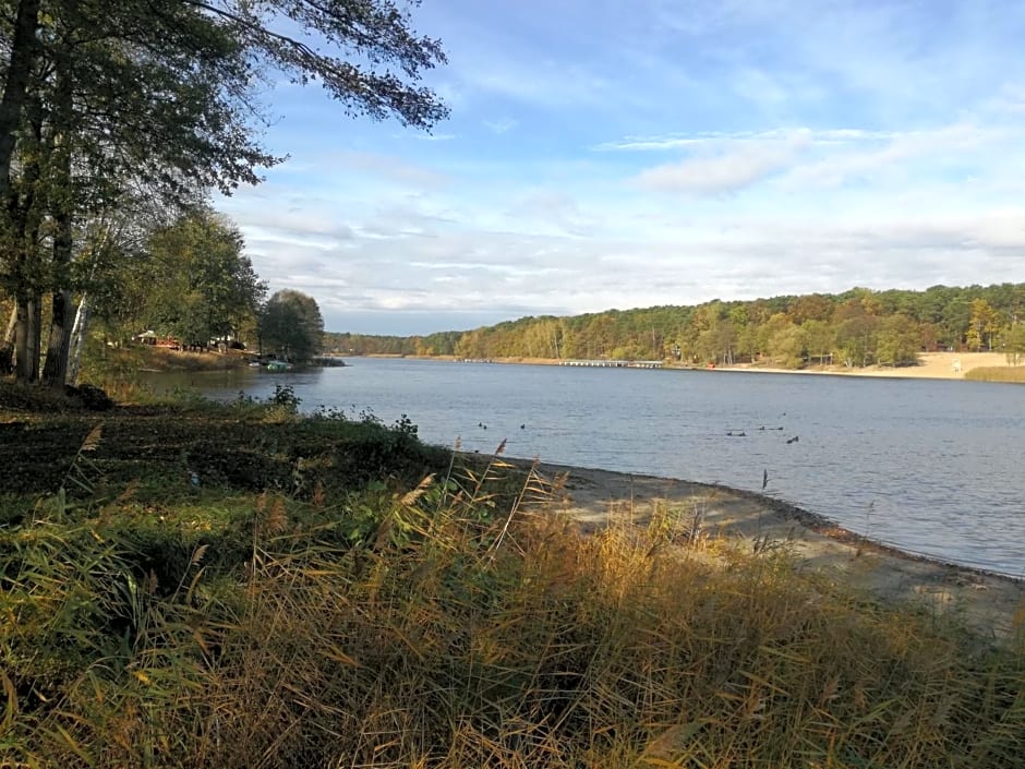 Domek letniskowy nad jeziorem