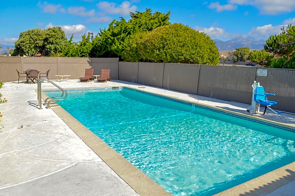 Sea Breeze Inn - San Simeon
