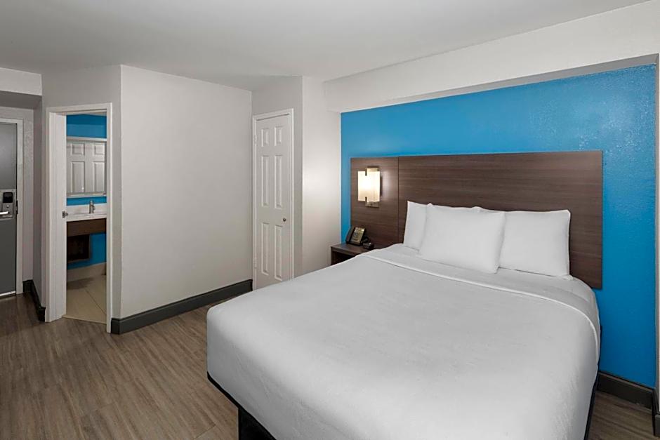 La Quinta Inn & Suites by Wyndham Houston Stafford Sugarland