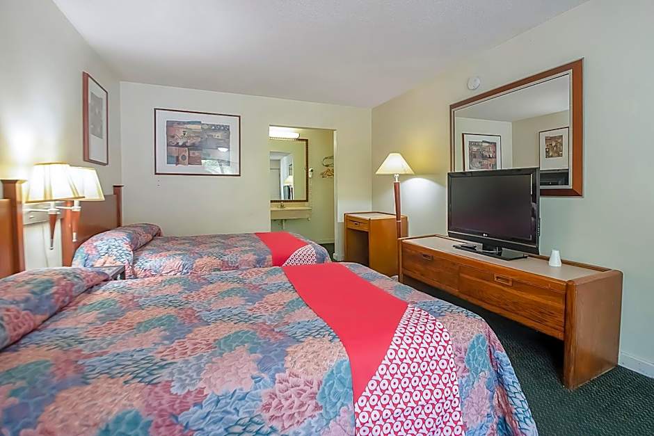 Hotel O Daylight Inn Elkhart I-90, IN