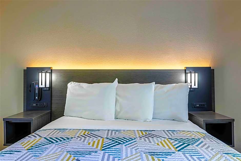 Motel 6-Albuquerque, NM - North