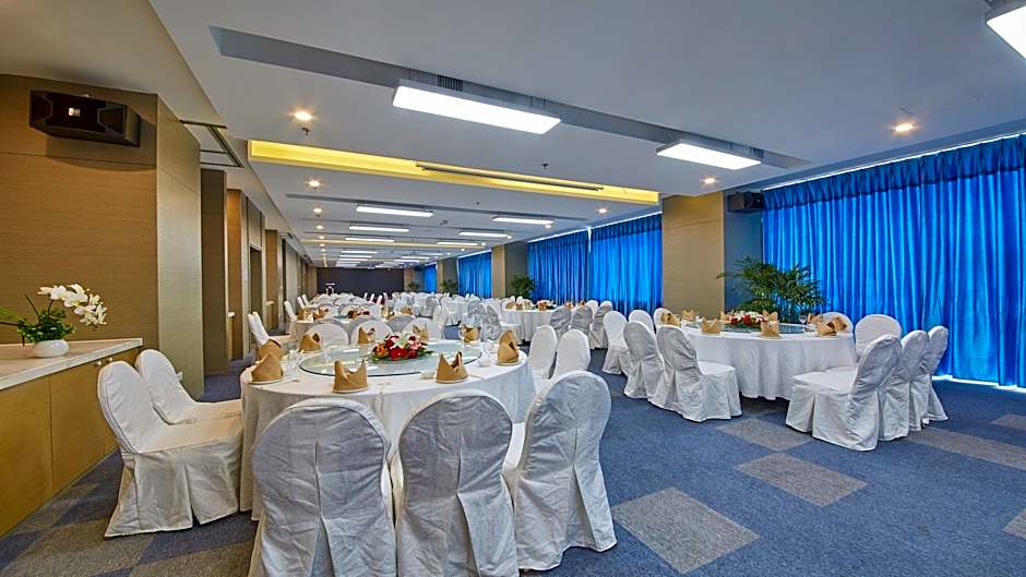 Holiday Inn Express Panjin Downtown By IHG