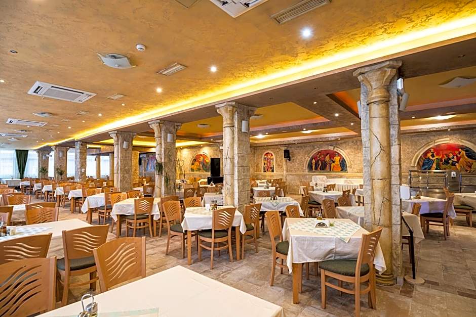 Balneo & SPA Hotel Aura