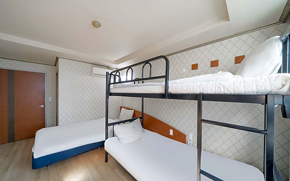 Hotel Busan Station 102