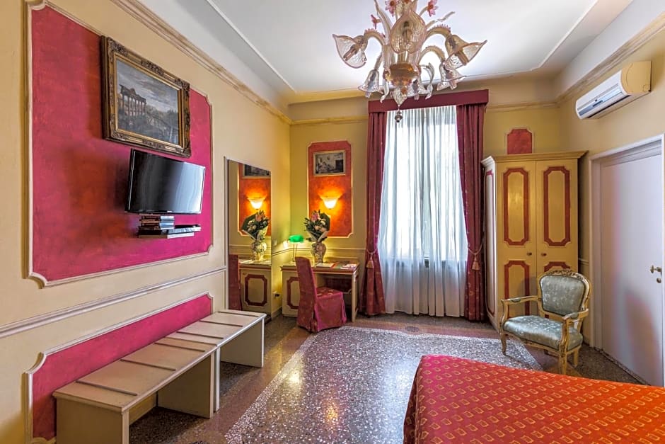 Antica Residenza D'Azeglio Room&Breakfast di Charme