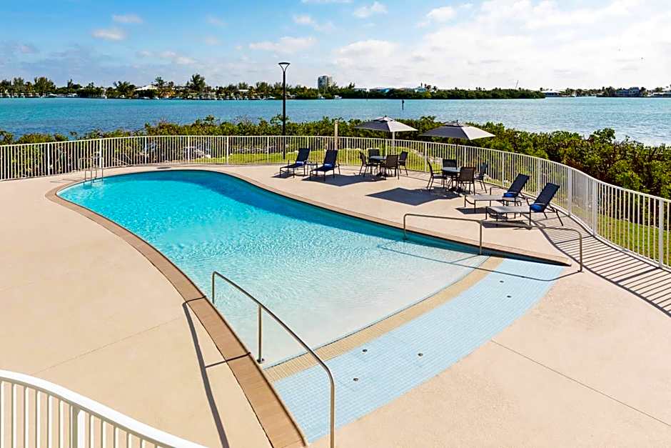 Fairfield by Marriott Inn & Suites Marathon Florida Keys