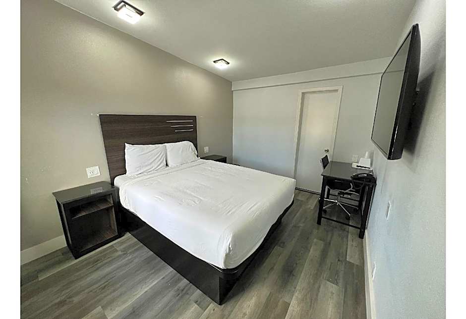Motel 6 Santa Cruz, CA