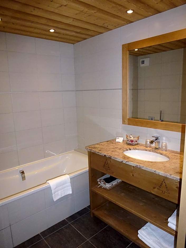 Hôtel Restaurant "Les Sapins" Wellness & Gourmet