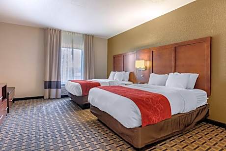 King Suite - Non-Smoking