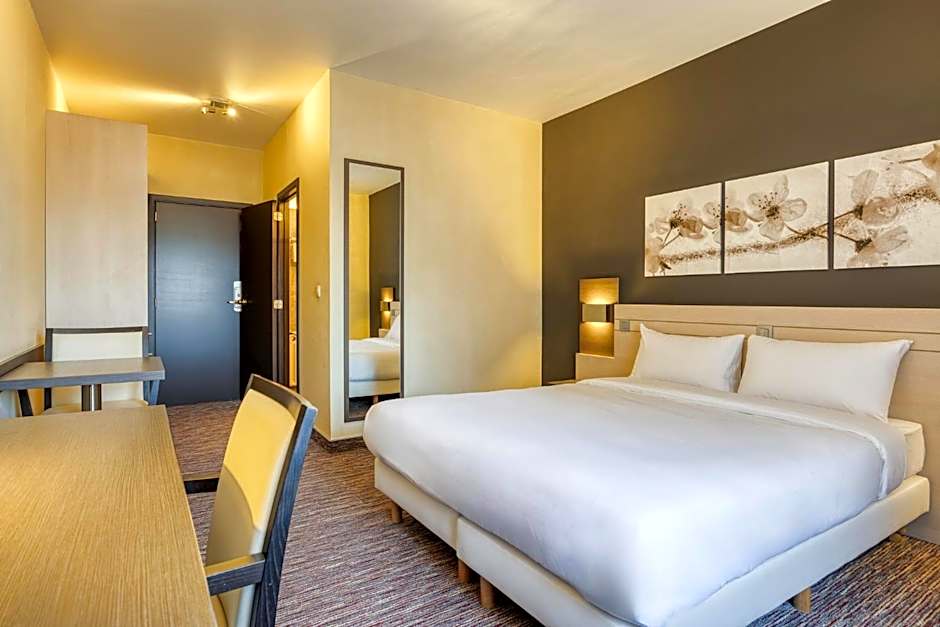 B&B HOTEL Mons Centre