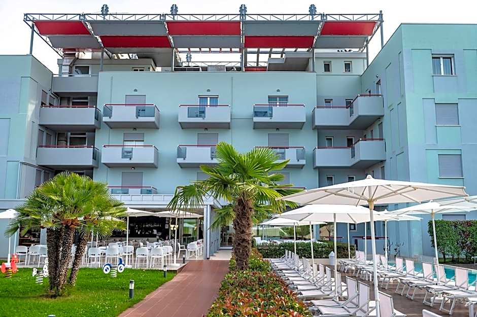 Domino Suite